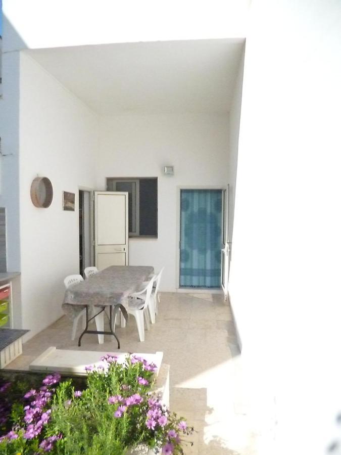 Вилла Casa A 30 M Dal Mare Сант-Исидоро Экстерьер фото