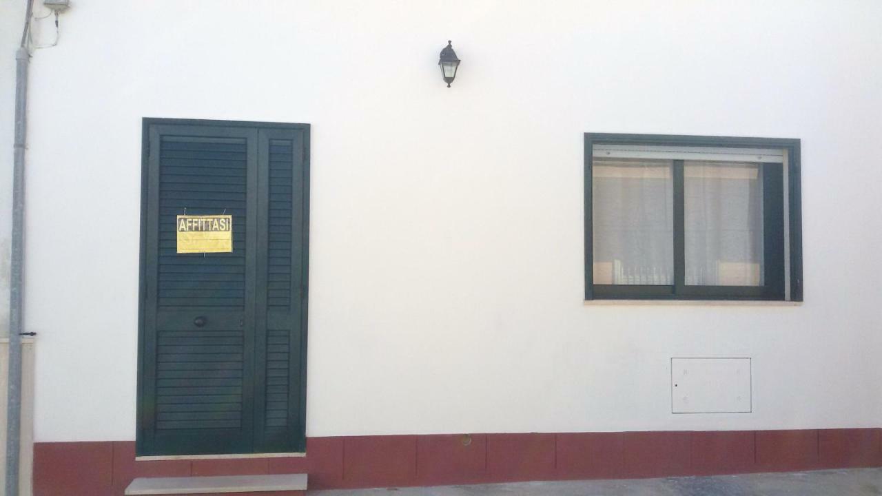 Вилла Casa A 30 M Dal Mare Сант-Исидоро Экстерьер фото